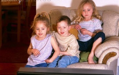 Children Who View Adult-Targeted TV May Become Sexually Active Earlier in Life