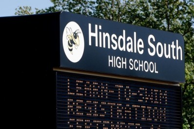 Hinsdale South High School Offers Offensive Film Class